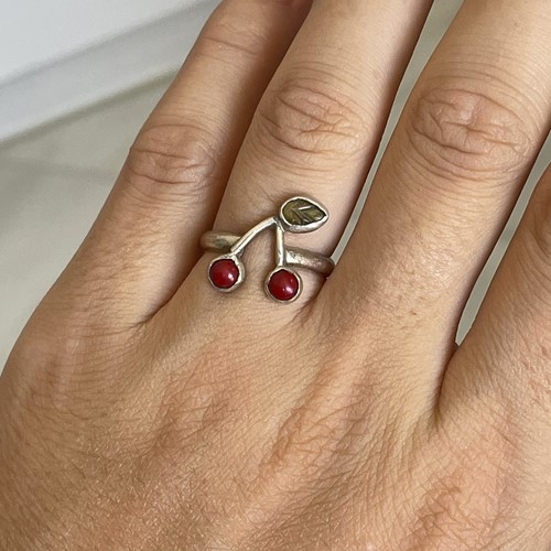 Cherry ring