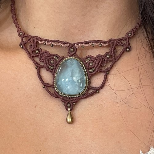 Μακραμέ κολιέ με Aqua Marine